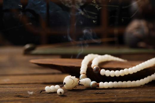 白玉菩提手串➕炭烧莲花吊坠 商品图4