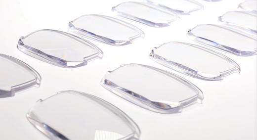 斯瑞博格防蓝光换片老花镜（防蓝光换片变焦老花镜*2付（超轻/照明款式各一副） 镜片*6对100度150度200度300度350度400度各一对 拉链眼镜盒x2镜布x2  赠老花镜塑料眼镜盒眼镜布各*2 商品图1