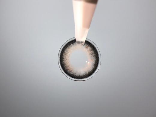 艾吉拉Loveiikira 雪花冰 半年抛 两片 14.5mm 参考着色 13.9mm 基弧 8.6 含水 38% 韩国进口 商品图5