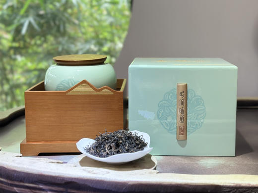 中秋节｜中国红茶【金骏眉2000·时间味道茶礼】采集山野/天赐好茶/健康之饮/纯正芽头/毫香蜜韵/正宗原产/倾心水湖蓝/高雅精美/文化品位/走心茶礼/祝福到家～净含量：150克 商品图0