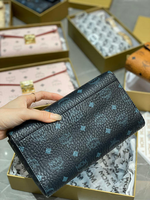 顶级原单Mcm链条包 〰️
24cm 全套包装 ☑️ 商品图2