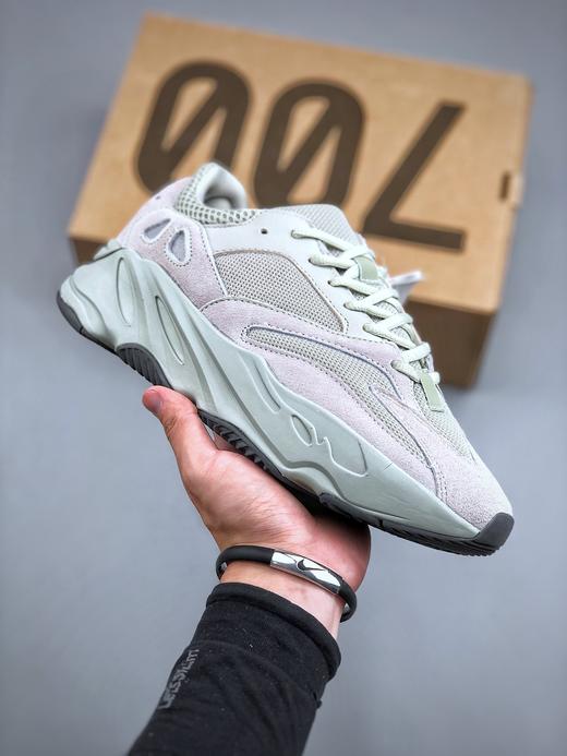 阿迪达斯侃爷椰子700男女跑步鞋 商品图8