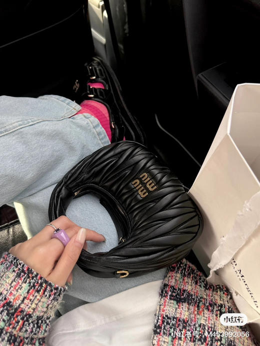 Miu wander hobo 手腕包 商品图7