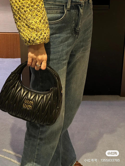 Miu wander hobo 手腕包 商品图6