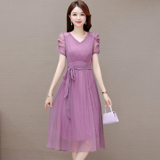 QYM 23A72-Y时尚连衣裙纯色腰带裙中长款褶皱雪纺 商品图3