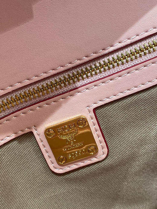 顶级原单Mcm链条包 〰️
24cm 全套包装 ☑️ 商品图4