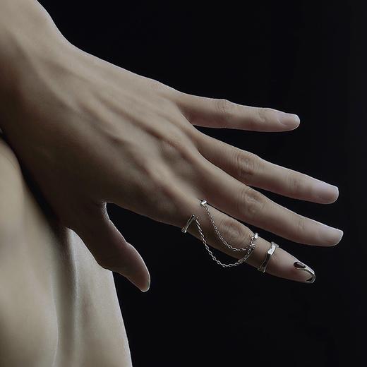 野月亮 原创国潮设计连体双戒女ins小众设计轻奢食指戒装饰戒指环204YJ0007 商品图3