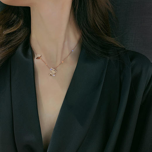 【锁颈骨链冷淡风ins潮】黛唯梵钛钢不掉色蝴蝶项链女气质简约饰品 商品图1