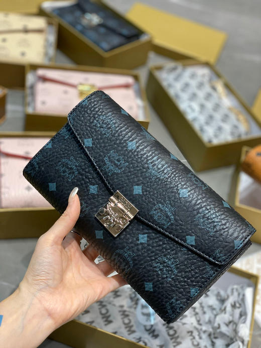 顶级原单Mcm链条包 〰️
24cm 全套包装 ☑️ 商品图3