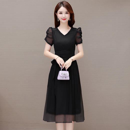 QYM 23A72-Y时尚连衣裙纯色腰带裙中长款褶皱雪纺 商品图2