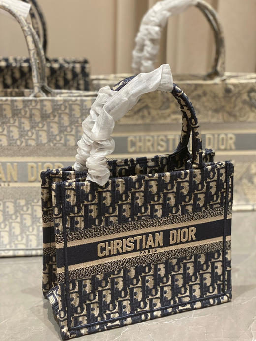 𝟔.𝟏𝟖大促秒杀 ‼️
🉐️299包邮 26cm 商品图0