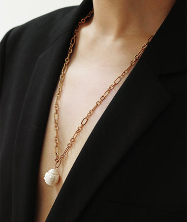 OKBA60272真金电镀欧美法式小众轻奢巴洛克珍珠长款项链毛衣链 商品图3