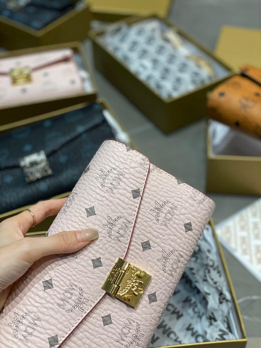 顶级原单Mcm链条包 〰️
24cm 全套包装 ☑️ 商品图1