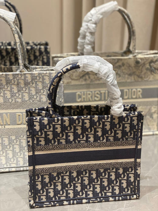 𝟔.𝟏𝟖大促秒杀 ‼️
🉐️299包邮 26cm 商品图3