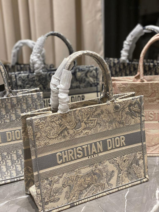 𝟔.𝟏𝟖大促秒杀 ‼️
🉐️358包邮 36cm 商品图0