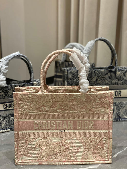 𝟔.𝟏𝟖大促秒杀 ‼️
🉐️358包邮 36cm 商品图1
