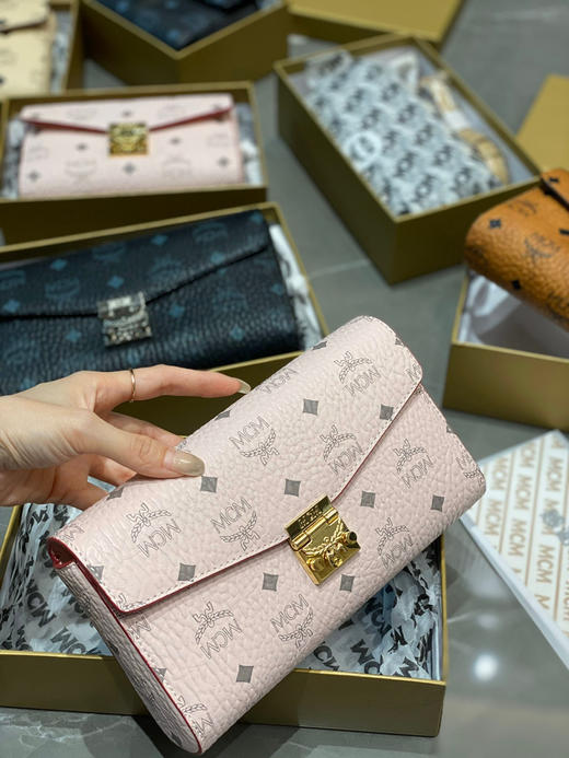 顶级原单Mcm链条包 〰️
24cm 全套包装 ☑️ 商品图0