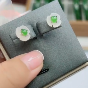 16294-S925和田玉耳钉