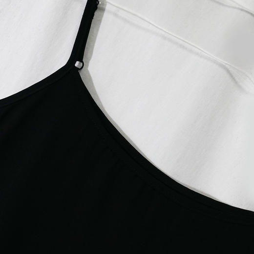 VIVIAN LIU R2333001夏女装新款高级可调节肩带宽松打底背心 商品图2