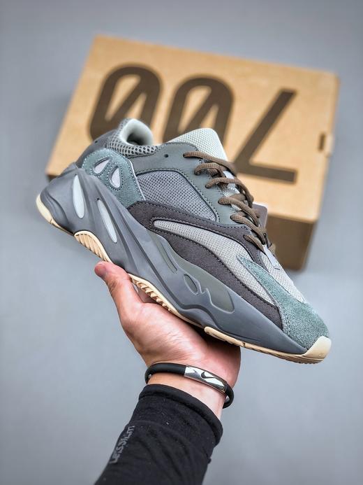 阿迪达斯侃爷椰子700男女跑步鞋 商品图4