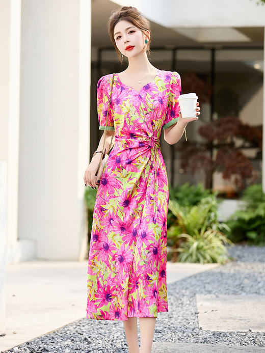 气质优雅，法式浪漫不规则V领收腰显瘦圆环长裙连衣裙HR-WW23399 商品图0