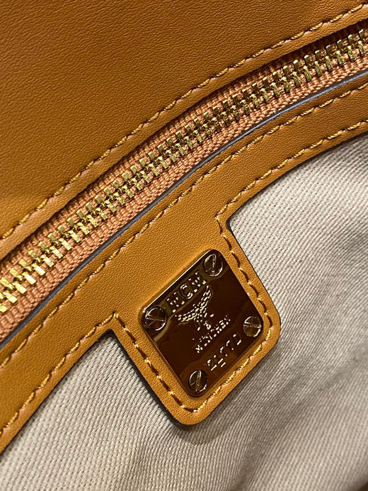 顶级原单Mcm链条包 〰️
24cm 全套包装 ☑️ 商品图8