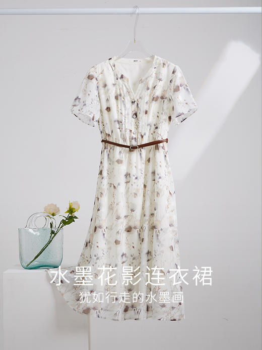 【专属特价】熙世界水墨花色复古连衣裙女2025新款夏季法式桔梗气质收腰小裙子 商品图4