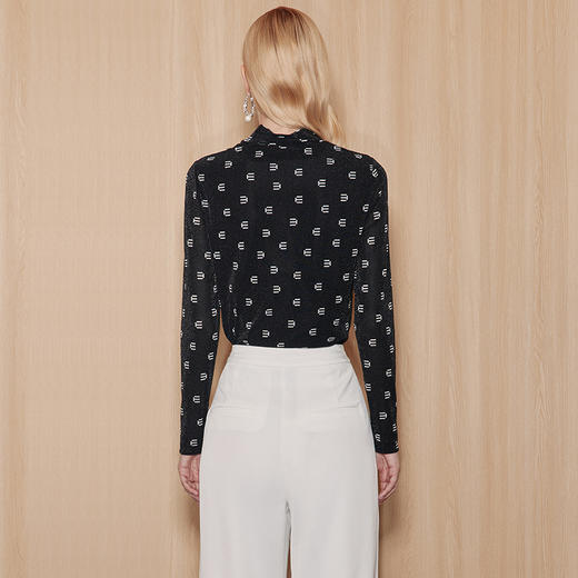 EITIE爱特爱春新款气质半高领字母印花金丝针织显瘦T恤上衣A2313107 商品图4