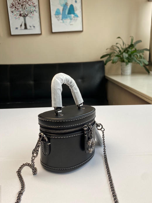 夏季特惠💰450 蔻驰新款 ce768老花 CE769黑色 TRAIL 12号链条斜挎包 Mini盒子包 商品图1