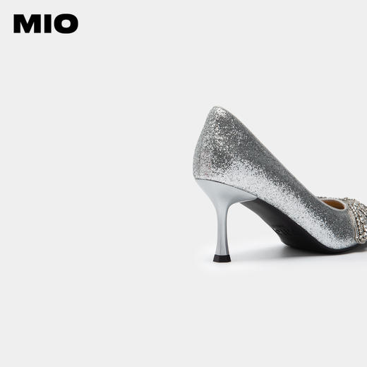 MIO米奥秋季新璀璨闪钻尖头细跟银色高跟鞋婚鞋单鞋女鞋M234401082 商品图4