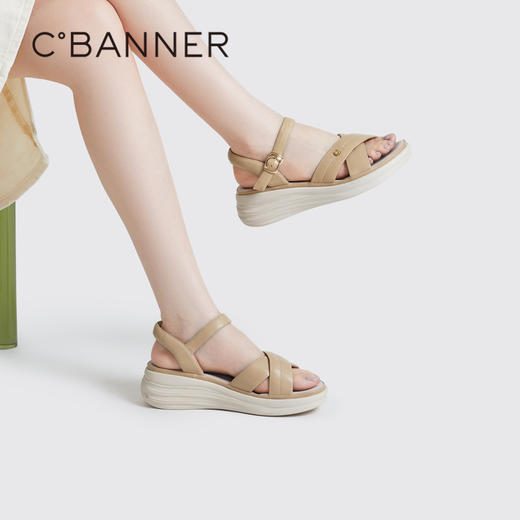 千百度女鞋夏季休闲凉鞋舒软桂花酿坡跟凉鞋踩屎感一字带A23360102 商品图2