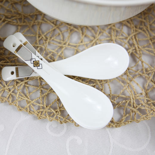 【餐具清仓特惠4折，仅1套，无货退款】凡瑞斯中式轻奢简约家用多人用碗碟盘子送礼骨瓷餐具组合套装 福星高照  商品图2