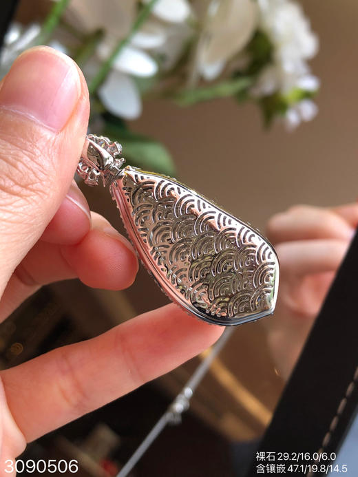 3090506，玻璃福豆吊坠。具体价格微信咨询 商品图5