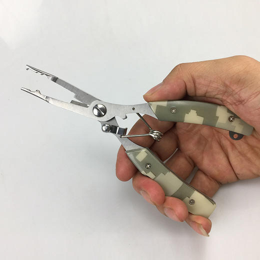「多功能路亚钳」迷彩路亚钳不锈钢多功能钓鱼剪开环器剪线控鱼摘钩钳渔具垂钓用品 商品图1