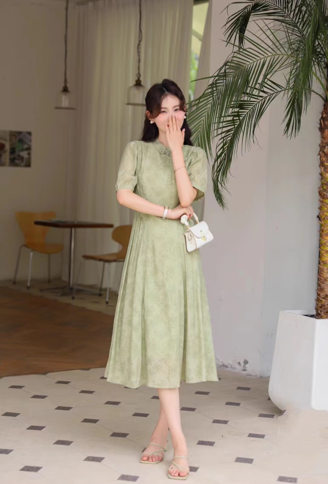 2F DD女款连衣裙QZRD2L6065