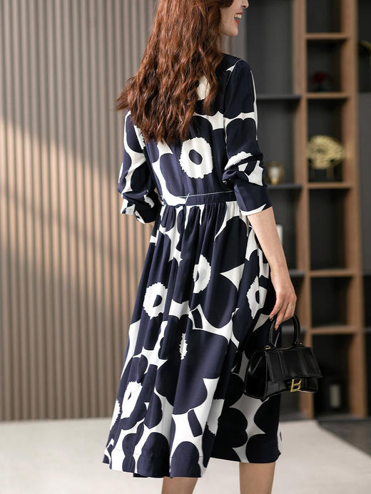 YX【现货7天】拼色印花真丝连衣裙女2024春夏季新款韩版高端桑蚕丝显瘦裙子 商品图4