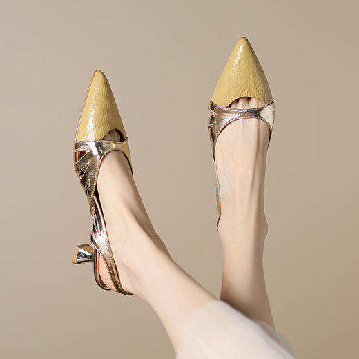 OLD-602拼色高跟鞋2023新款漆皮镂空丁字扣法式尖头罗马包头粗跟凉鞋 商品图1