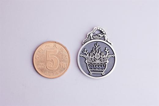 矩德泉坊 纯银手作   招财进宝龙首挂花（2.8厘米版）662 商品图6