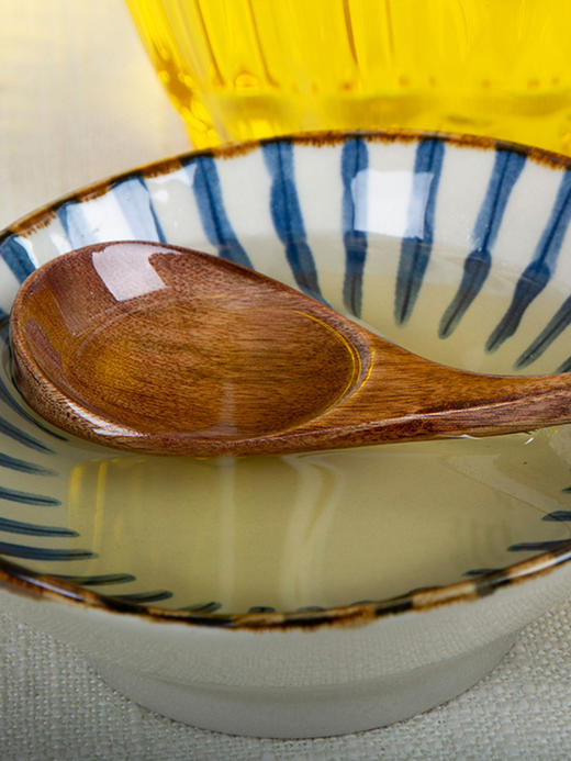 陇间柒月硒都大豆油5L非转基因瓶装一级色拉油家用食用植物油 商品图1