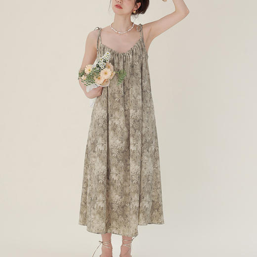 裁缝学苑AS44 法式度假风碎花吊带连衣裙纸样裙子女装打版裁剪板 商品图0