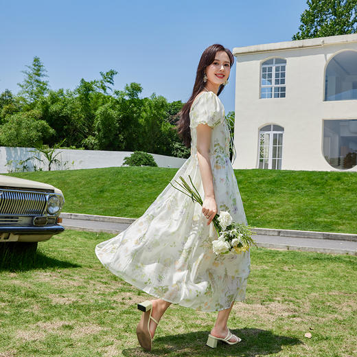 VICTORIA&VERA夏季新款法式复古长款碎花设计感仿缎面连衣裙 商品图6