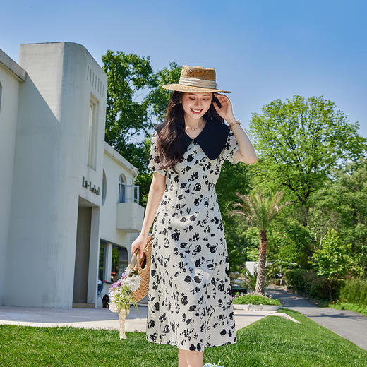 VICTORIA&VERA夏季新款复古水墨设计感撞色娃娃领减龄碎花连衣裙中长款 商品图5