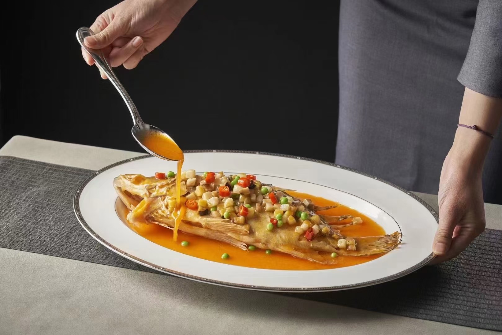 苗员外臭桂鱼～600克