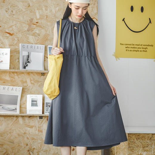马登女装 美式休闲无袖纯色连衣裙夏季少女感海边度假小众设计长 商品图0
