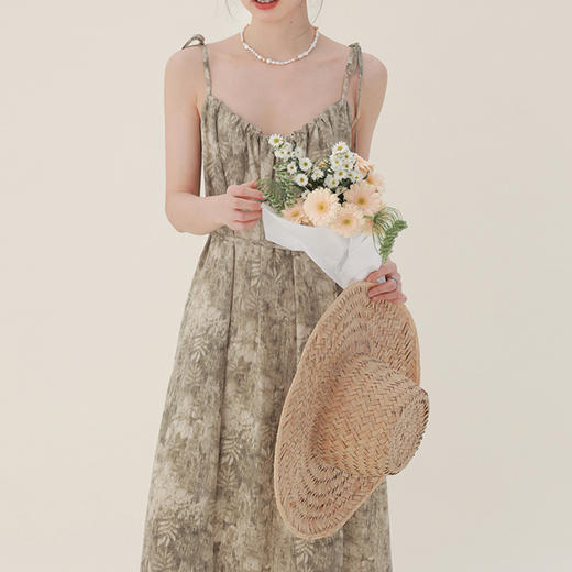 裁缝学苑AS44 法式度假风碎花吊带连衣裙纸样裙子女装打版裁剪板 商品图1