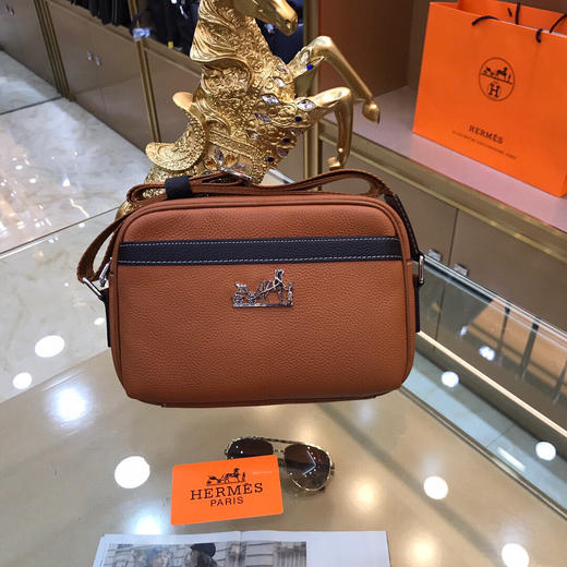 夏季特惠💰590 爱马仕高级定制 男士单肩包系列6608-3 商品图0