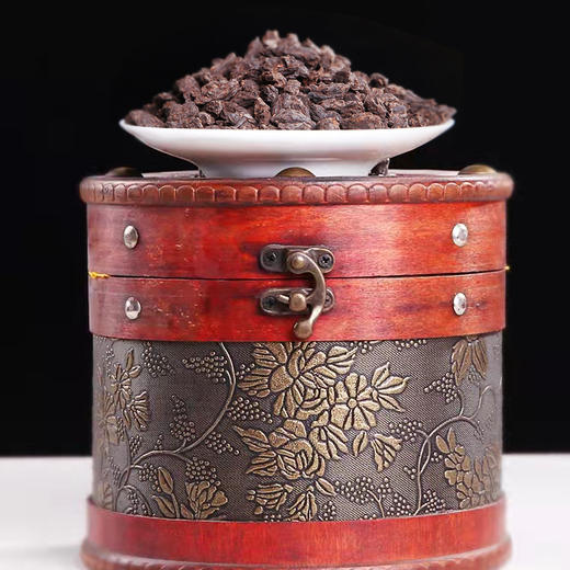 吉顺号勐海熟茶糯香茶化石B级皮桶装熟茶散茶520g（不要皮桶多发100克） 商品图1