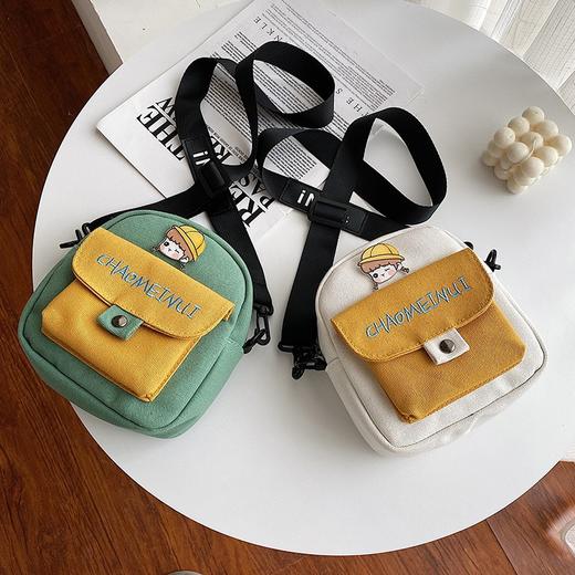 【包包女斜挎百搭帆布包】女斜挎韩版女学生卡通软妹ins学生斜挎小包卡通图案、软妹风格，趣味十足。不仅是学生族必备，更是逛商场、旅游的必备伴侣。 商品图2