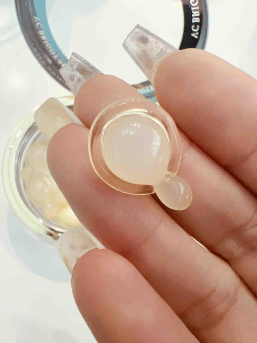 【周二秒杀】🔥🔥三型胶原蛋白紧致抗皱小金豆精华液 一盒 30粒 商品图1