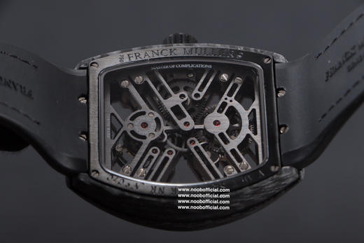 法兰克穆勒 Frank Muller Vanguard V45碳纤维陀飞轮 V2版本 一体镂空陀飞轮机芯和全新研发的高密度NTPT“夜光”碳纤维表壳 整表重量90克 佩戴舒适 商品图14